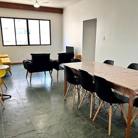 Apartamento 4 Quartos, 3 Banheiros, Vista Para O Mar Pitangueiras, Sacada, 1 Vaga De Garagem, Apenas 50 Metros Do Mar Guaruja Bagian luar foto