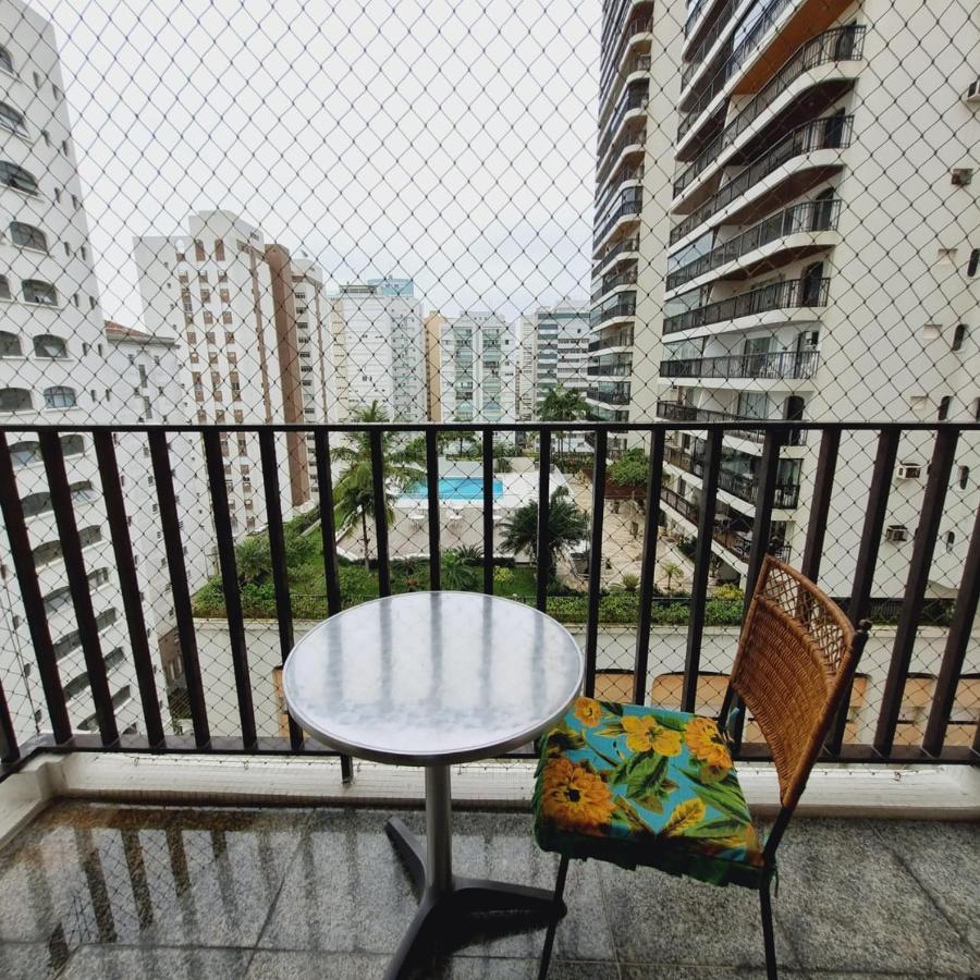 Apartamento 4 Quartos, 3 Banheiros, Vista Para O Mar Pitangueiras, Sacada, 1 Vaga De Garagem, Apenas 50 Metros Do Mar Guaruja Bagian luar foto